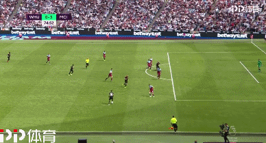 瓦诺利：向球员们今天的表现致敬，我们必须更好地支援基恩